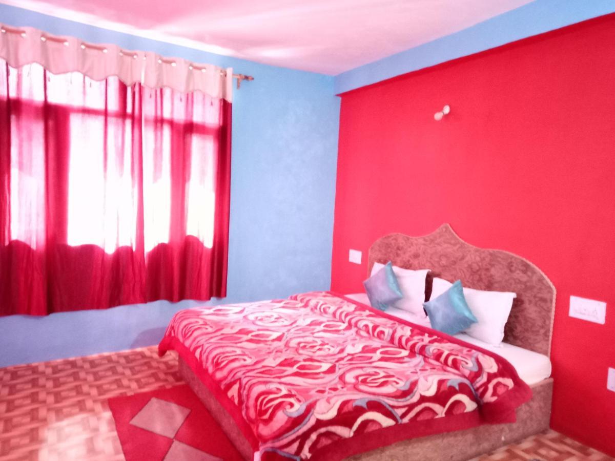 Non Stop Cafe Hostel & Stay Manāli Екстериор снимка