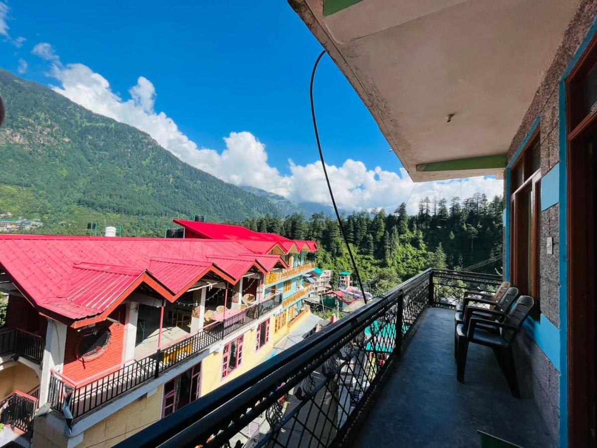 Non Stop Cafe Hostel & Stay Manāli Екстериор снимка
